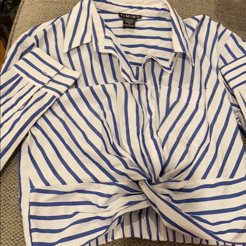Long sleeve crop top